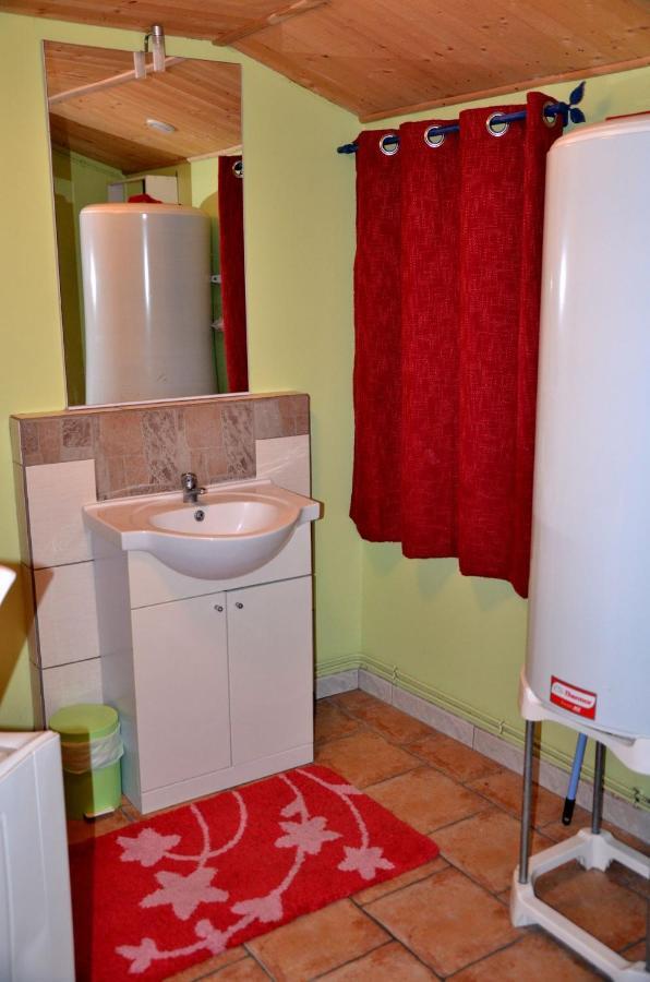 Gite Le Manege Normand Grand-Camp  エクステリア 写真